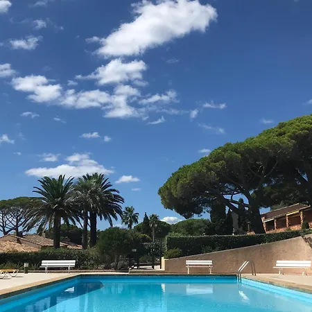Apartment 3 Pieces Climatise Avec Terrasse Et Piscine Privee A - Fr-1-780-33