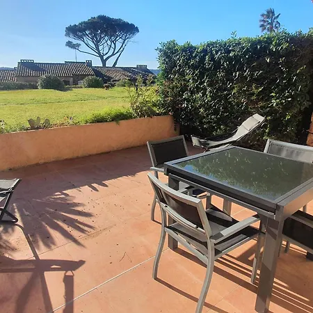 3 Pieces Climatise Avec Terrasse Et Piscine Privee A - Fr-1-780-33 *