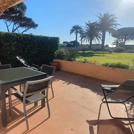 3 Pieces Climatise Avec Terrasse Et Piscine Privee A - Fr-1-780-33 * Sainte-Maxime