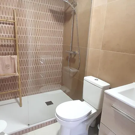 3 Pieces Climatise Avec Terrasse Et Piscine Privee A - Fr-1-780-33 Apartment *